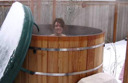 photo of Rena in outdoor soaking tub